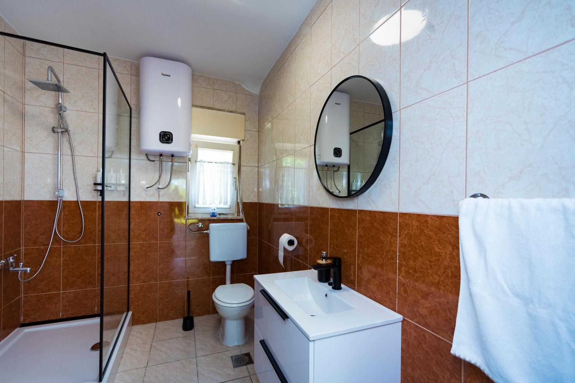 M&M Pelivan Apartments Солин Екстер'єр фото